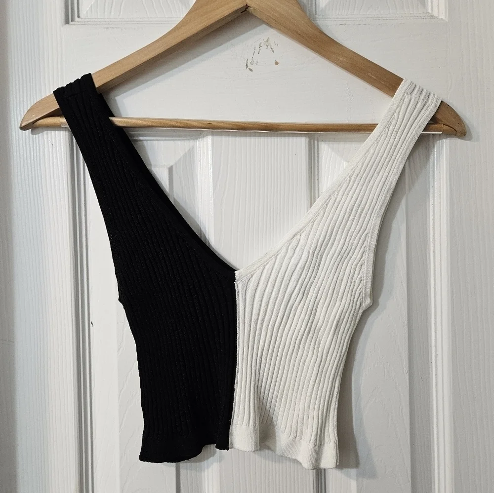 NWT LABECA LONDON RIBBED CROPPED TOP - Picture 7 of 7